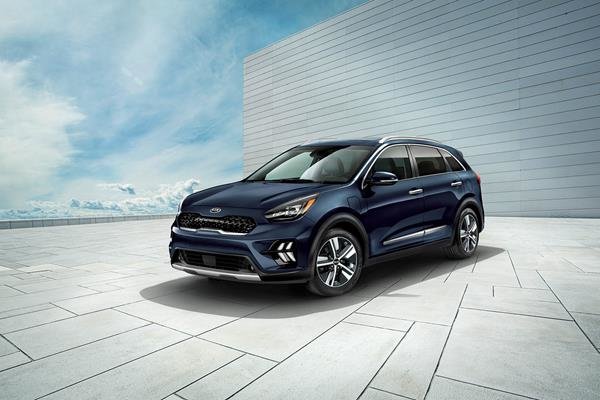 Refreshed Niro Hybrid Debuts at Canadian International Autoshow In Toronto