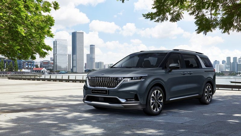 Next-Generation Kia Sedona Previewed Looking Like an SUV