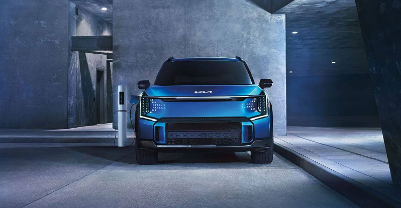 Introducing the 2024 kia EV9: Modern refinement and all-electric capability arriving in Canada this year