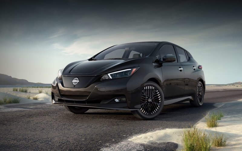 Experience the 2025 Nissan LEAF: The Future of Electric Driving