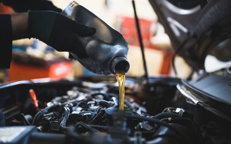 Oil Change Service: Why It’s Essential and When to Schedule It