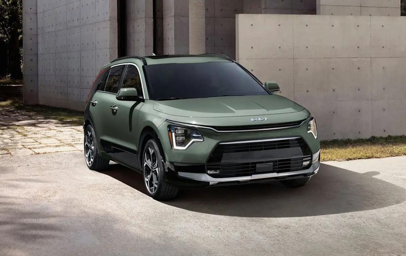 Embrace the Future of Driving with the 2025 Kia Niro Lineup