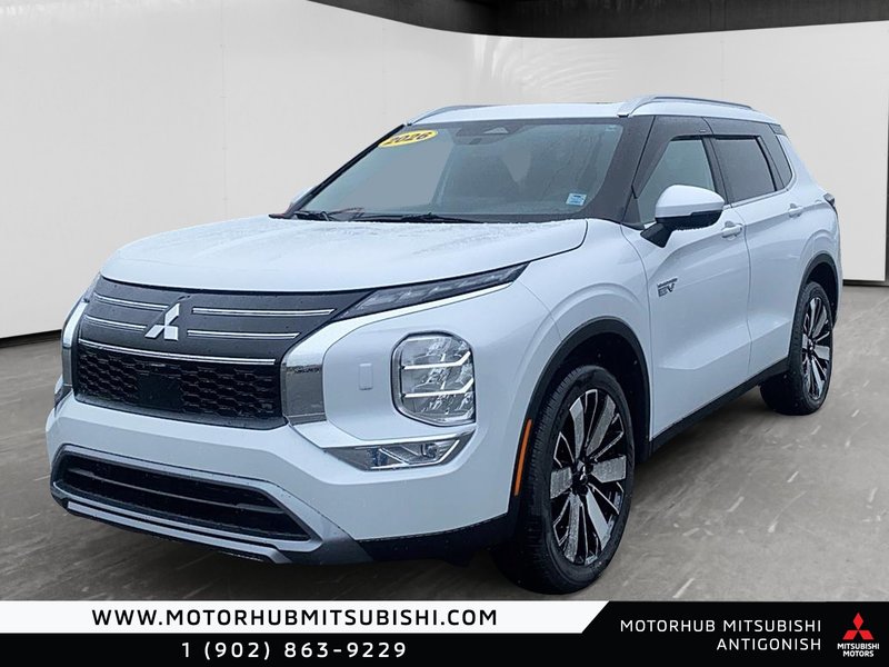 Vehicle Image 2026 Mitsubishi Outlander Plug-in Hybrid