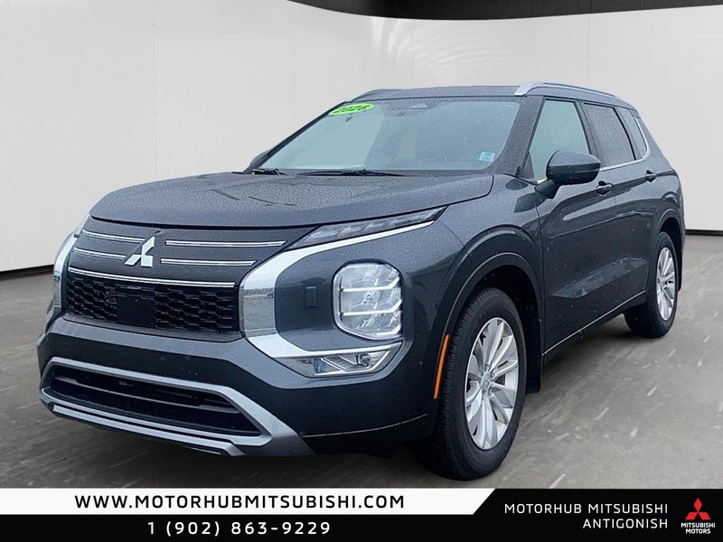 Vehicle Image 2026 Mitsubishi Outlander