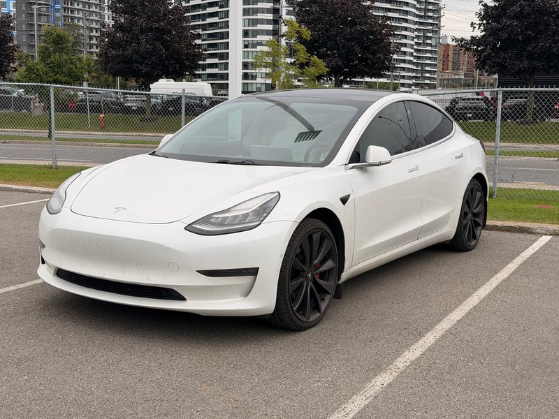 Vehicle Image 2020 Tesla Model 3