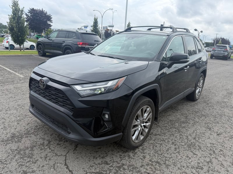 Vehicle Image 2022 Toyota RAV4