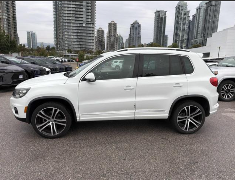Vehicle Image 2017 Volkswagen Tiguan