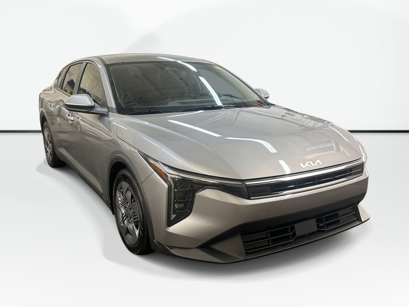 Vehicle Image 2025 Kia K4