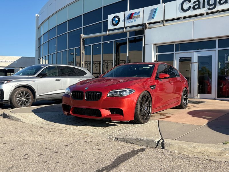 Vehicle Image 2014 BMW M5