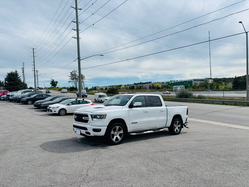 Vehicle Image 2019 Ram RAM 1500 Crew Cab 4x4 (DT)