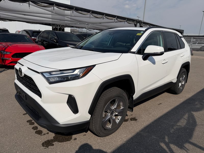 Vehicle Image 2022 Toyota RAV4