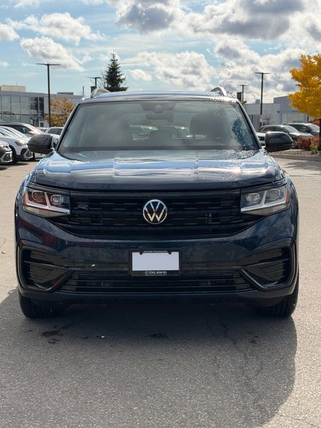 Vehicle Image 2023 Volkswagen Atlas