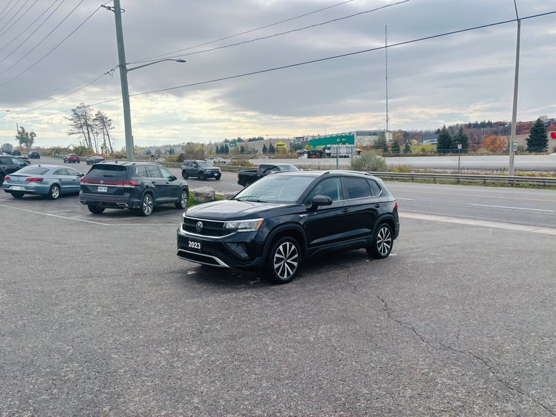 Vehicle Image 2023 Volkswagen Taos