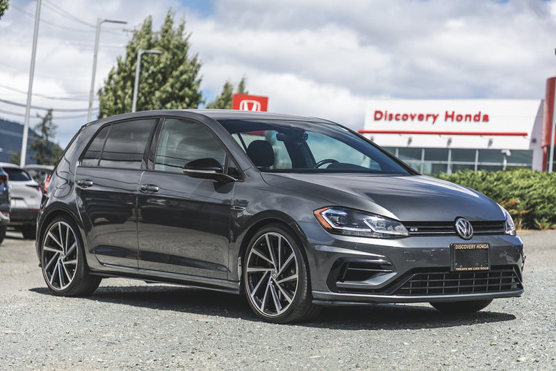 Vehicle Image 2018 Volkswagen Golf R