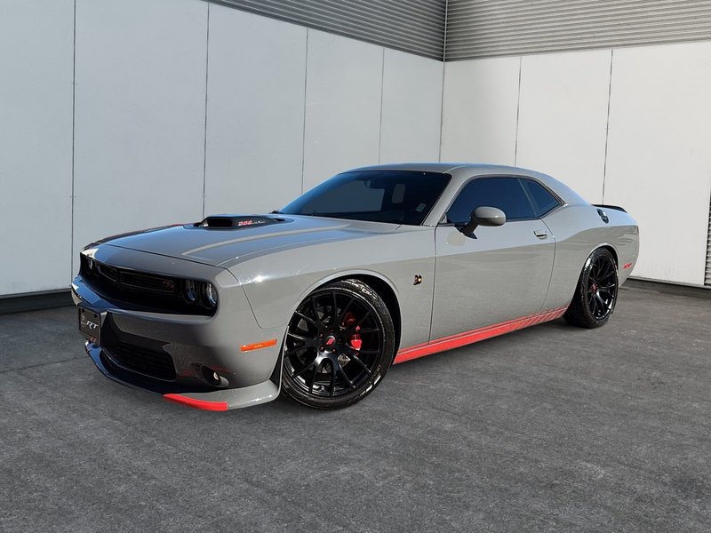 Vehicle Image 2018 Dodge Challenger