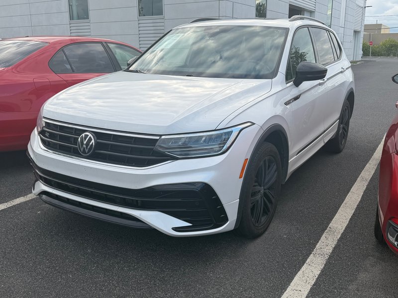 Vehicle Image 2022 Volkswagen Tiguan