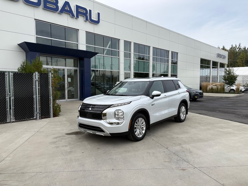 Image du véhicule Mitsubishi Outlander Plug-In Hybrid 2024