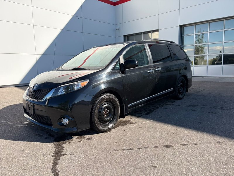 Vehicle Image 2014 Toyota Sienna