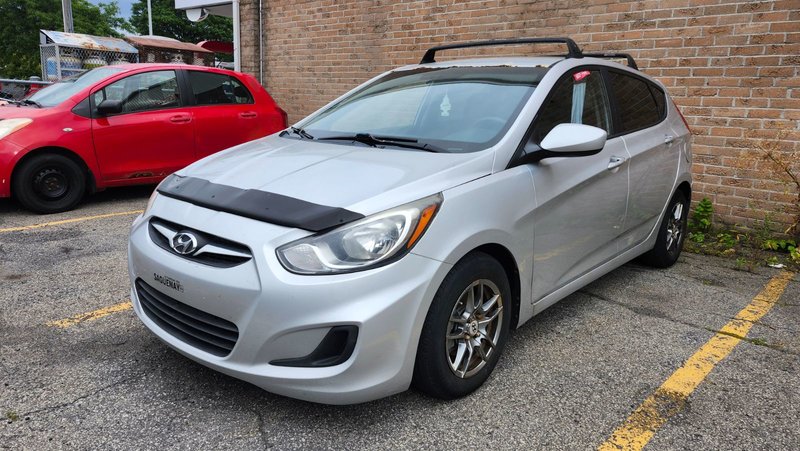 Vehicle Image 2012 Hyundai Accent