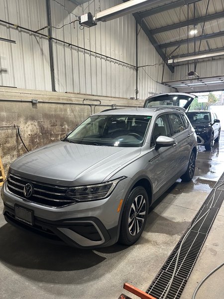 Vehicle Image 2024 Volkswagen Tiguan