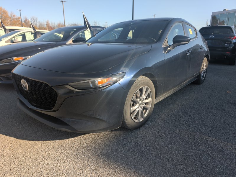 Vehicle Image 2019 Mazda Mazda3 Sport