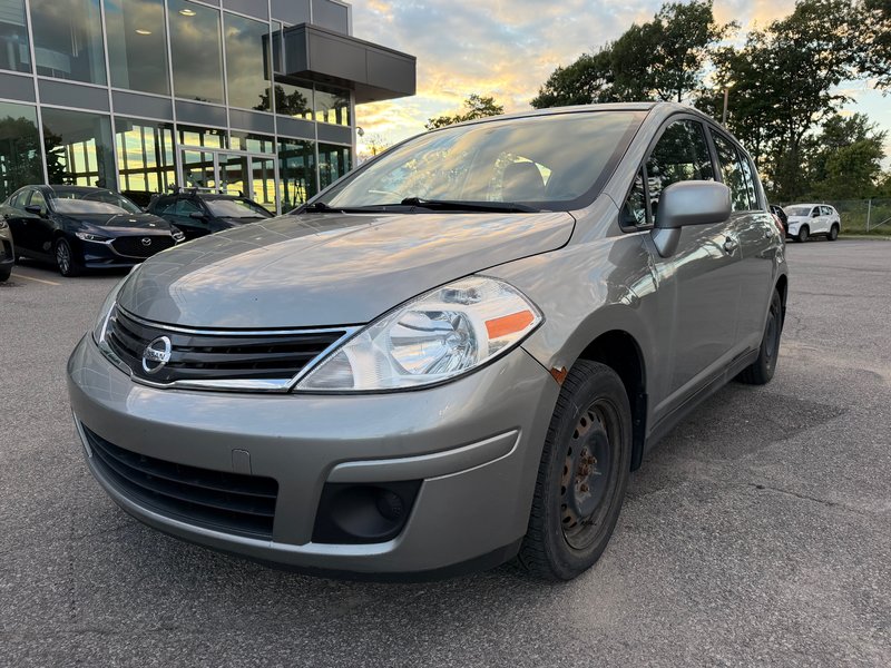Vehicle Image 2011 Nissan Versa