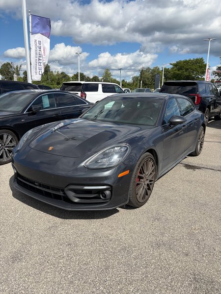 Vehicle Image 2021 Porsche Panamera