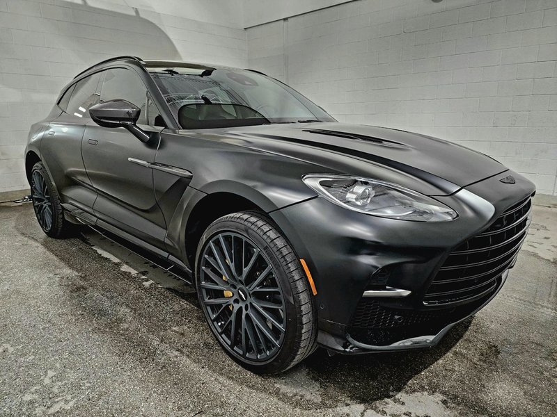 Vehicle Image 2023 Aston Martin DBX