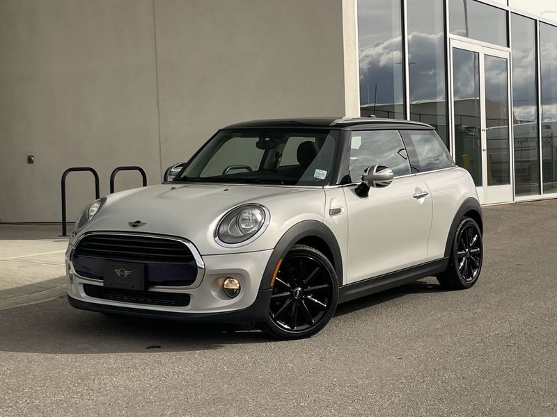 Vehicle Image 2017 MINI Cooper Hardtop