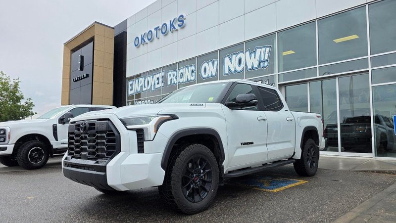 Vehicle Image 2025 Toyota Tundra