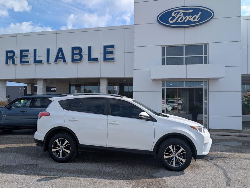 Vehicle Image 2018 Toyota RAV4