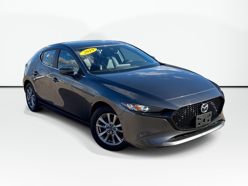 Vehicle Image 2019 Mazda 3 Sport