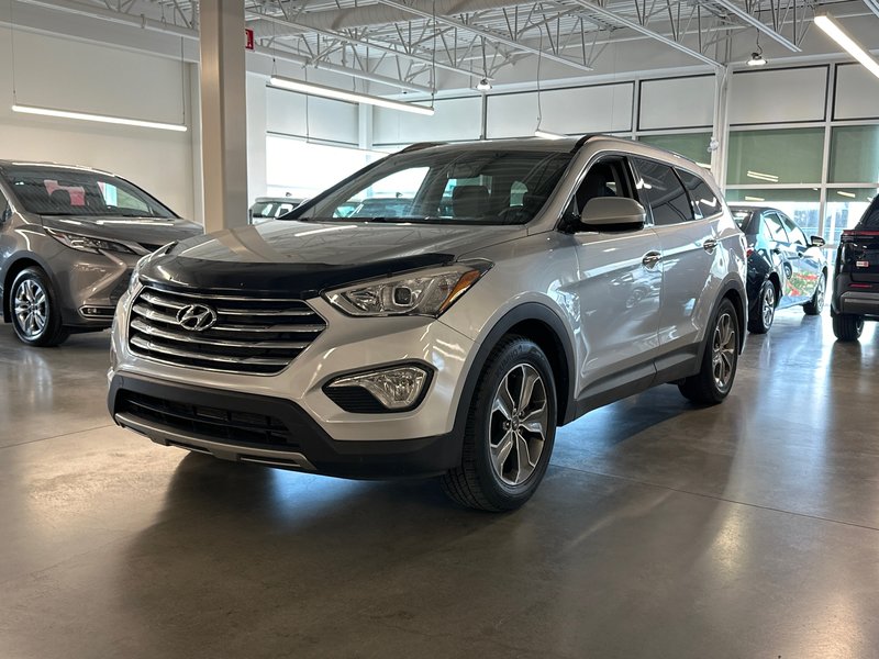 Vehicle Image 2016 Hyundai Santa Fe XL