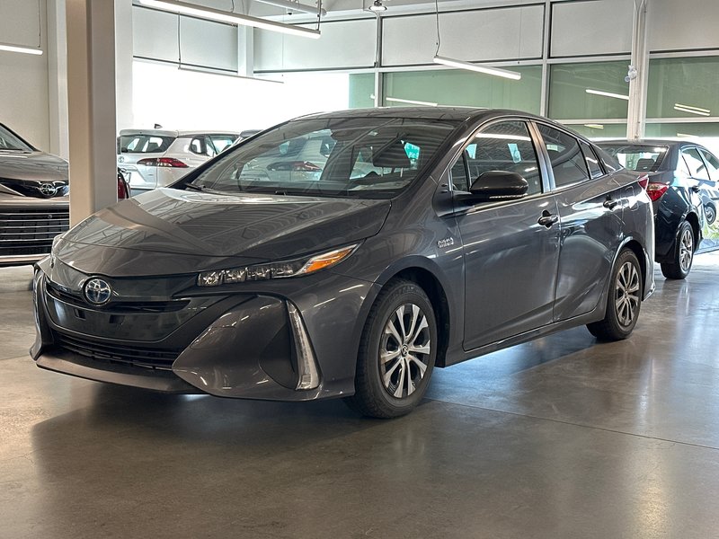 Vehicle Image 2021 Toyota Prius Prime