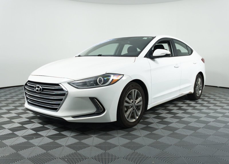 Vehicle Image 2018 Hyundai Elantra