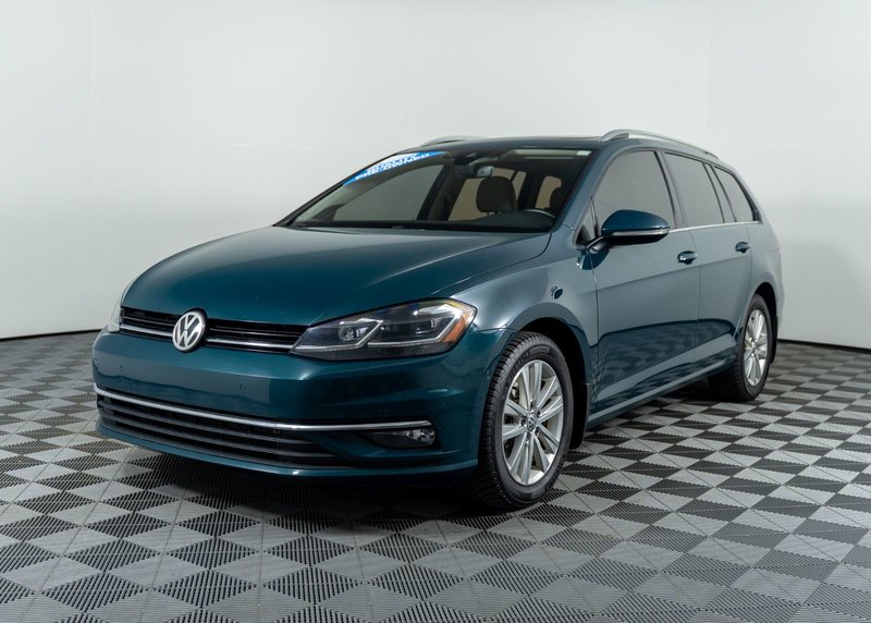 Vehicle Image 2018 Volkswagen Golf SportWagen