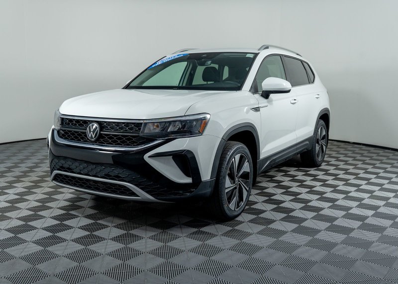 Vehicle Image 2024 Volkswagen Taos