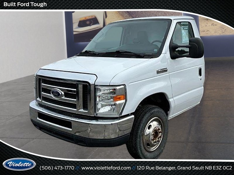 Vehicle Image 2016 Ford Econoline Commercial Cutaway