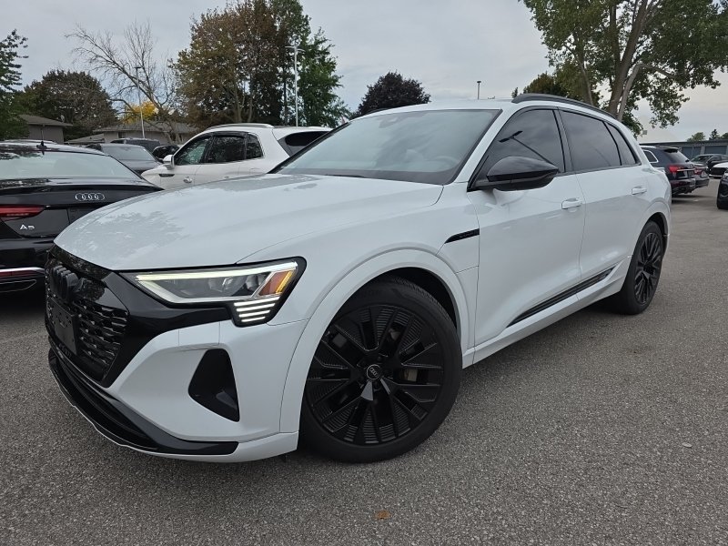 Vehicle Image 2024 Audi Q8 e-tron