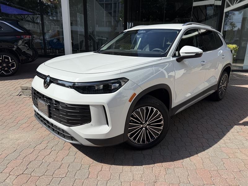 Vehicle Image 2026 Volkswagen Tiguan