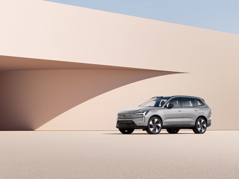 Pre-order Your Volvo EX90