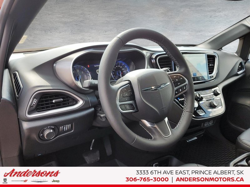 2025 Chrysler Grand Caravan SXT