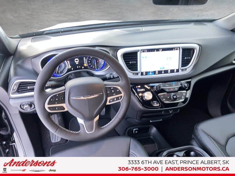 2026 Chrysler Grand Caravan SXT 3.6L Pentastar V6 / Dual Power Sliding Doors / Uconnect 5 with 10.1-inch Display