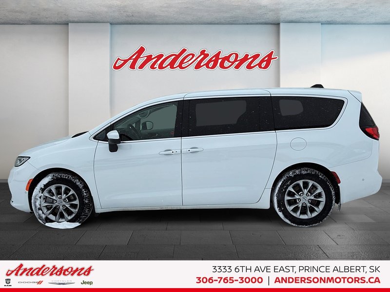 2023 Chrysler Pacifica Touring L 3.6L Pentastar V6 / AWD / Dual Power Sliding Doors & Power Liftgate