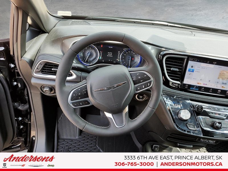 2025 Chrysler Pacifica SELECT AWD