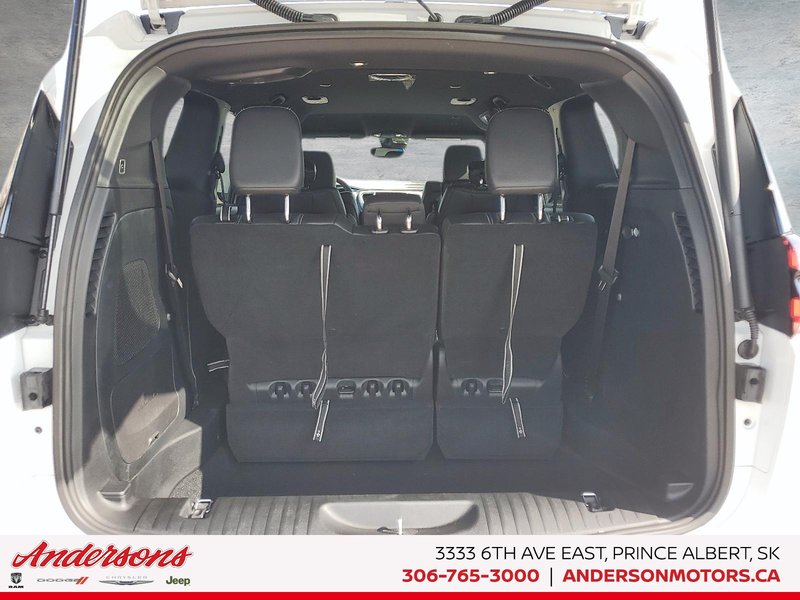 2025 Chrysler Pacifica SELECT AWD
