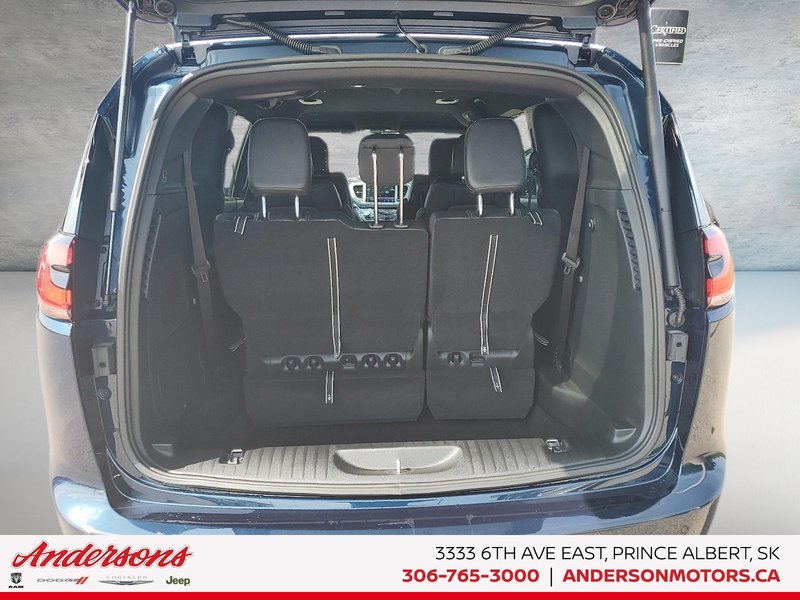 2025 Chrysler Pacifica SELECT AWD