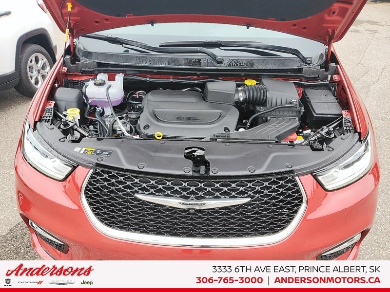 2026 Chrysler PACIFICA SELECT AWD Uconnect Theater / 360 Camera / Premium Alpine Sound