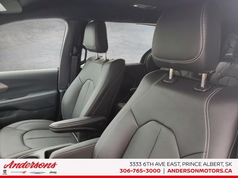2026 Chrysler PACIFICA SELECT AWD Uconnect Theater / 360 Camera / Premium Alpine Sound