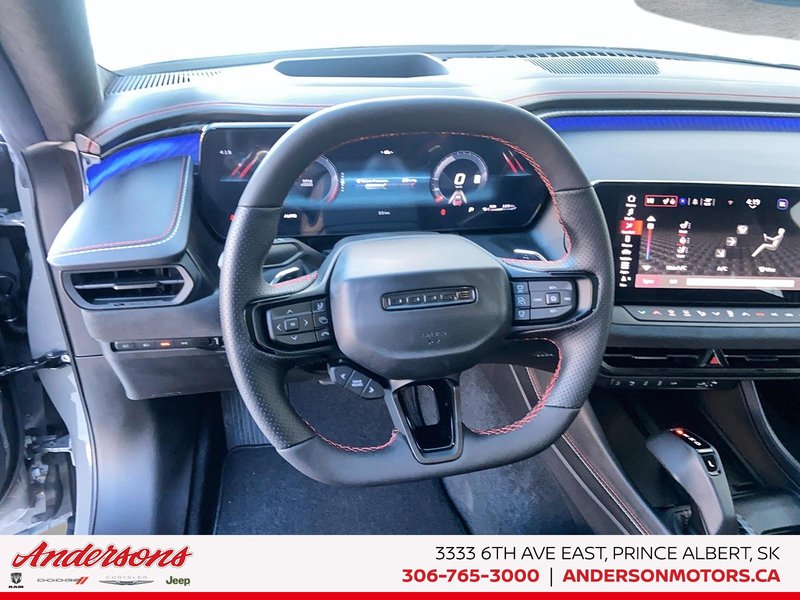 2026 Dodge Charger 2-Doors SCAT PACK PLUS 3.0L Hurricane Twin Turbo / Head-Up Display / 16-inch Driver Display